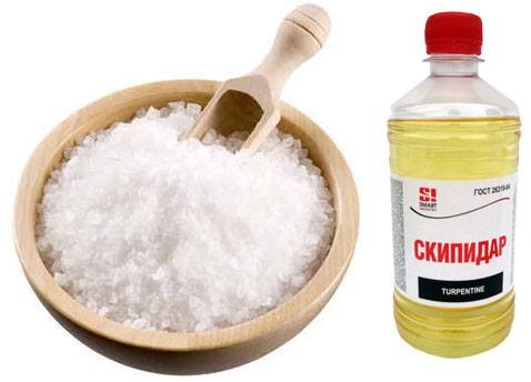 Бутылка скипидара и миска соли Соль и скипидар